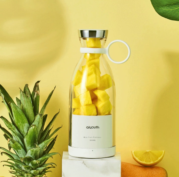 Handheld Small Electric Portable Mini Juicer - JUCE
