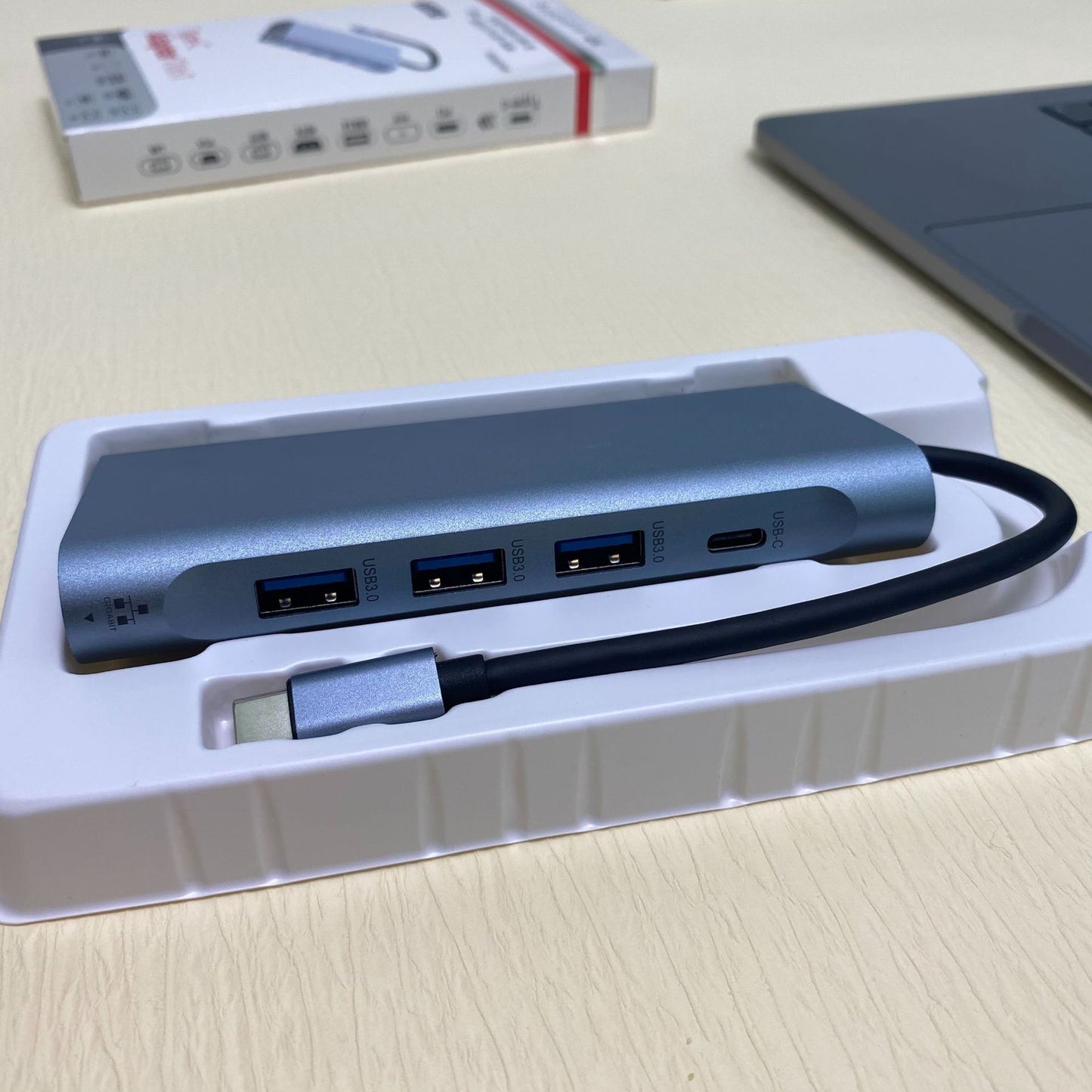 Base Type Type-c 11-in-one Docking Station - JUCE