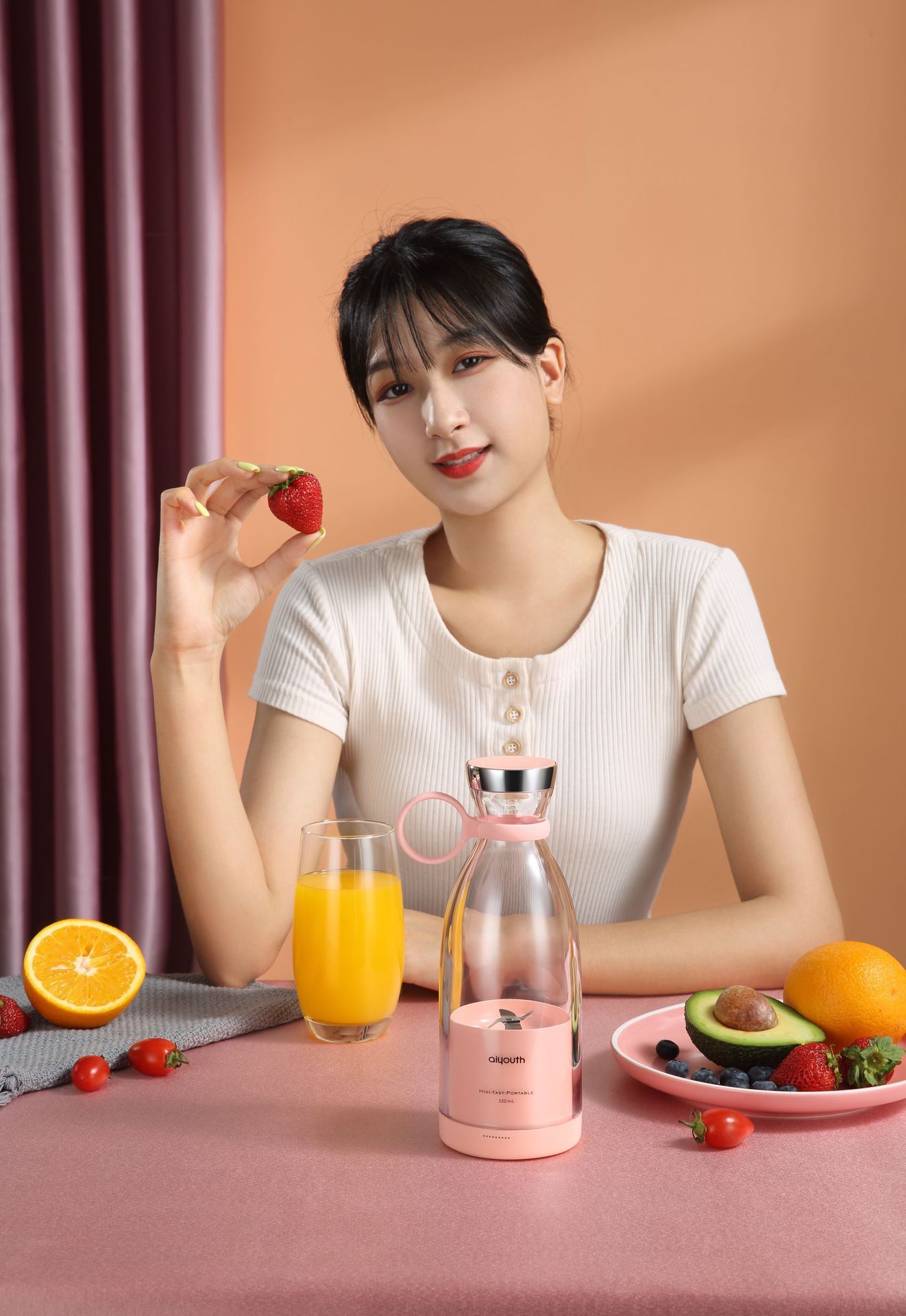 Handheld Small Electric Portable Mini Juicer - JUCE